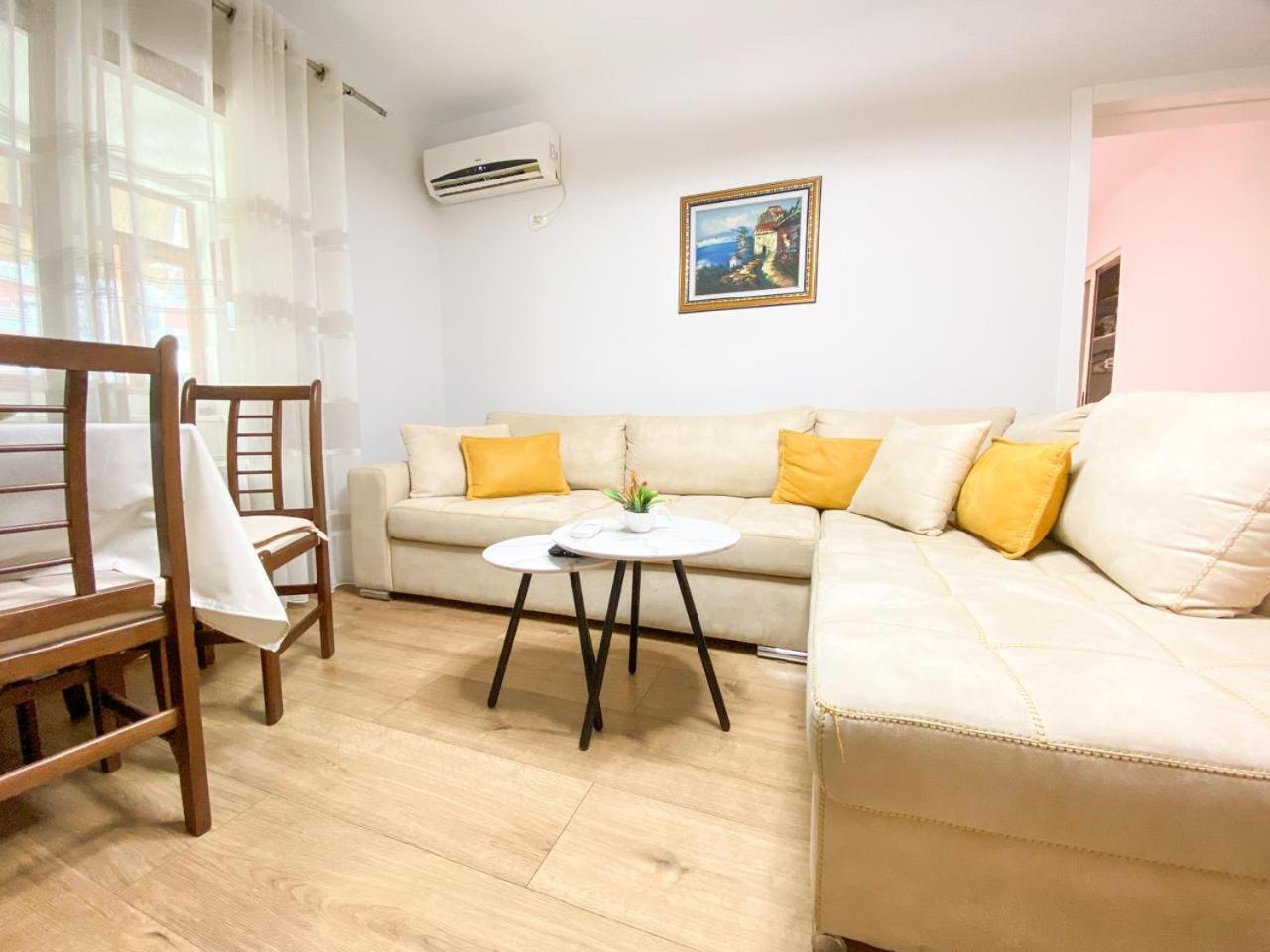 Block Inn Apartments ติรานา ภายนอก รูปภาพ